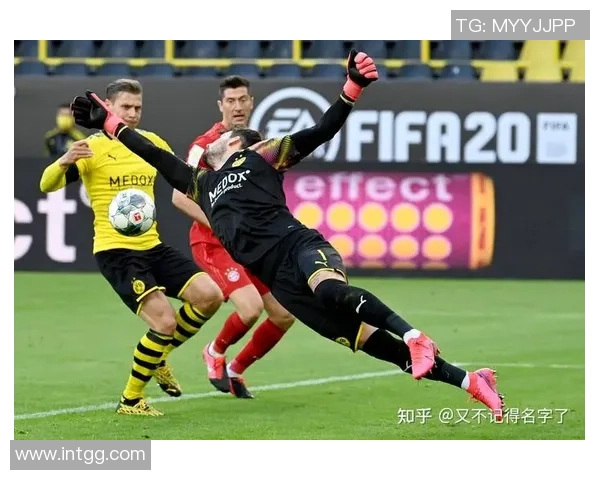 国王杯决赛拜仁大胜多特蒙德帽子戏法引发全场狂欢战术解析