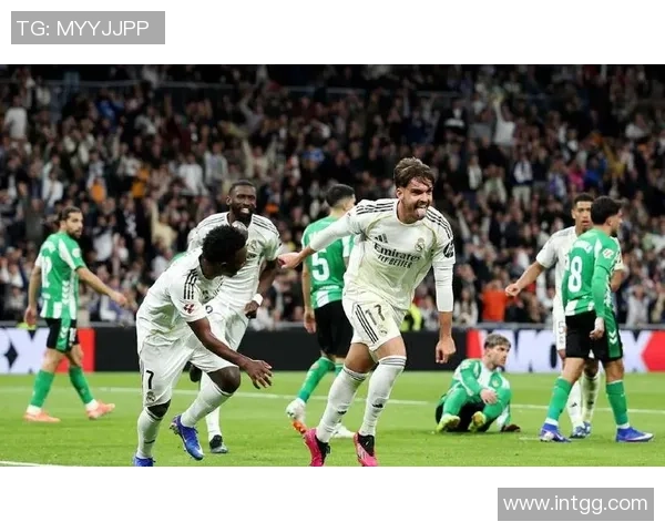 西甲精彩对决拜仁狂胜皇马5-1战术解析引发热议