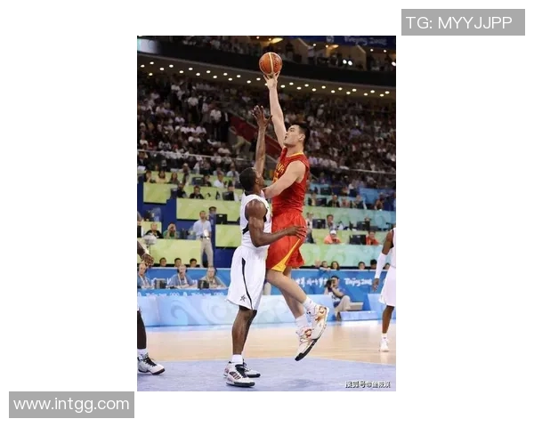 姚明与国际篮球明星同台竞技展现运动魅力与友谊精神